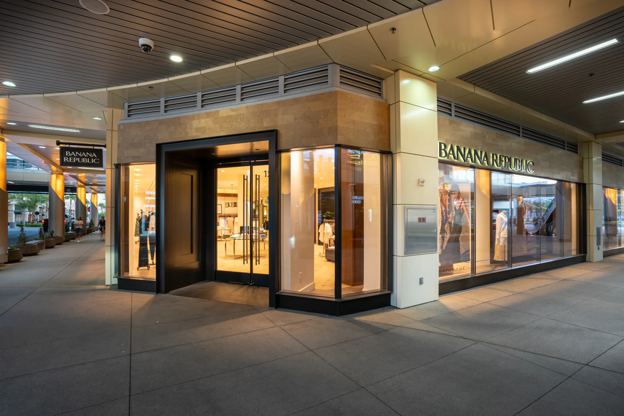 Banana Republic