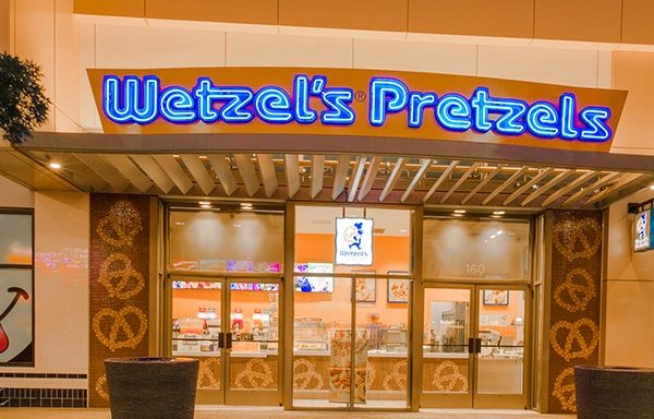 Wetzels Pretzels at Downtown Summerlin storefront