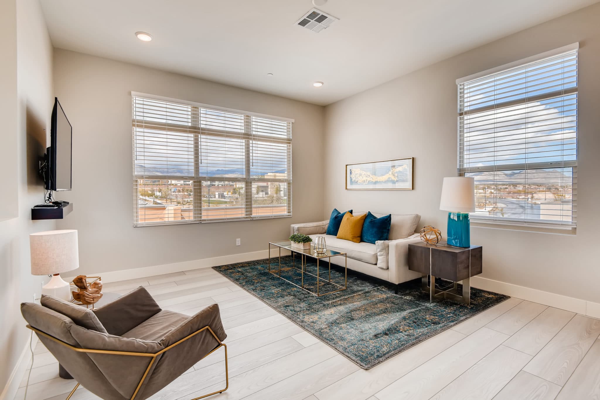 Lounge in Radiant in Luxe Collection in Trilogy by Shea Homes in South Square in Summerlin