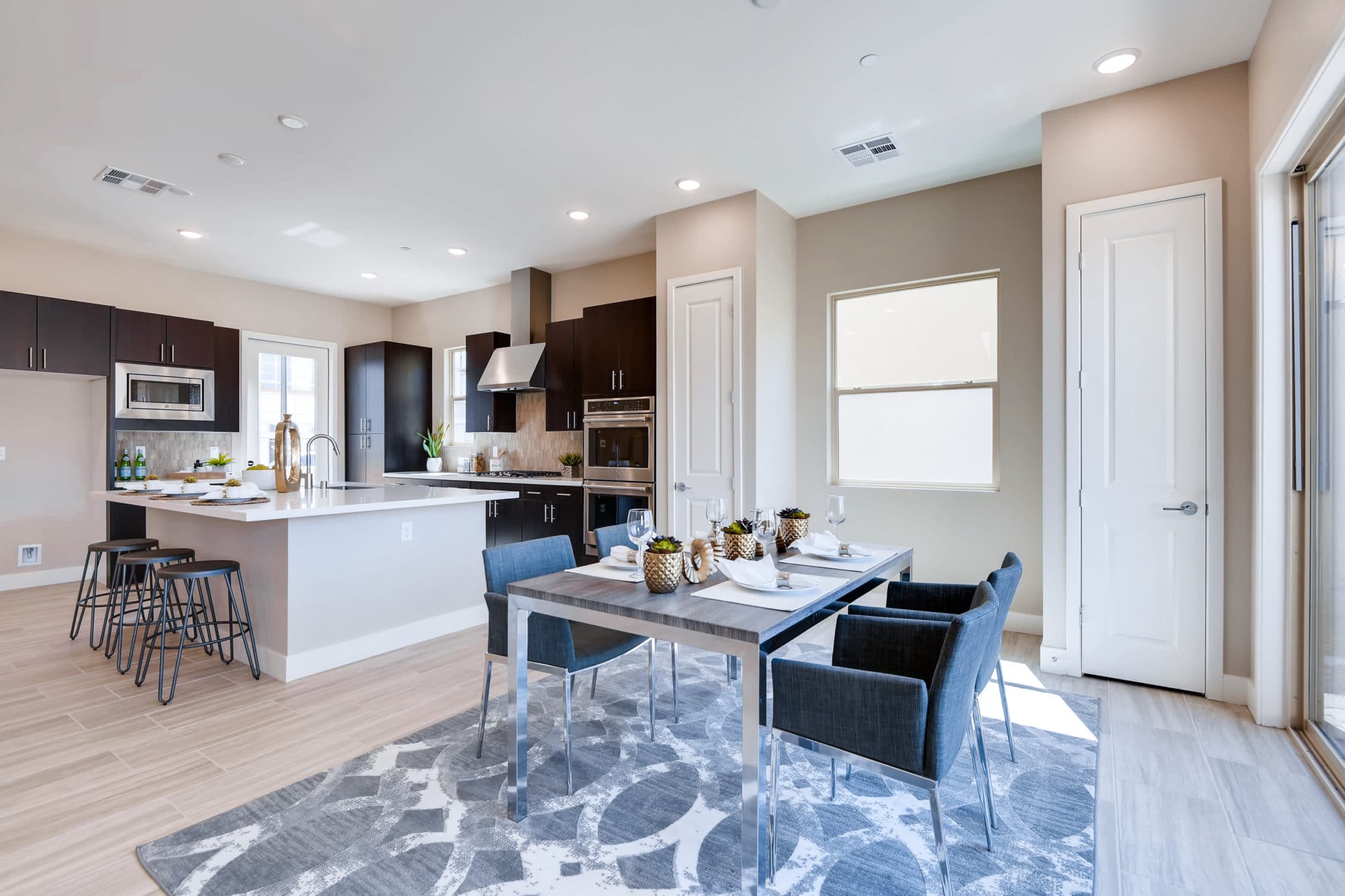 Dining Room in Luminous in Luxe Collection in Trilogy by Shea Homes in South Square in Summerlin