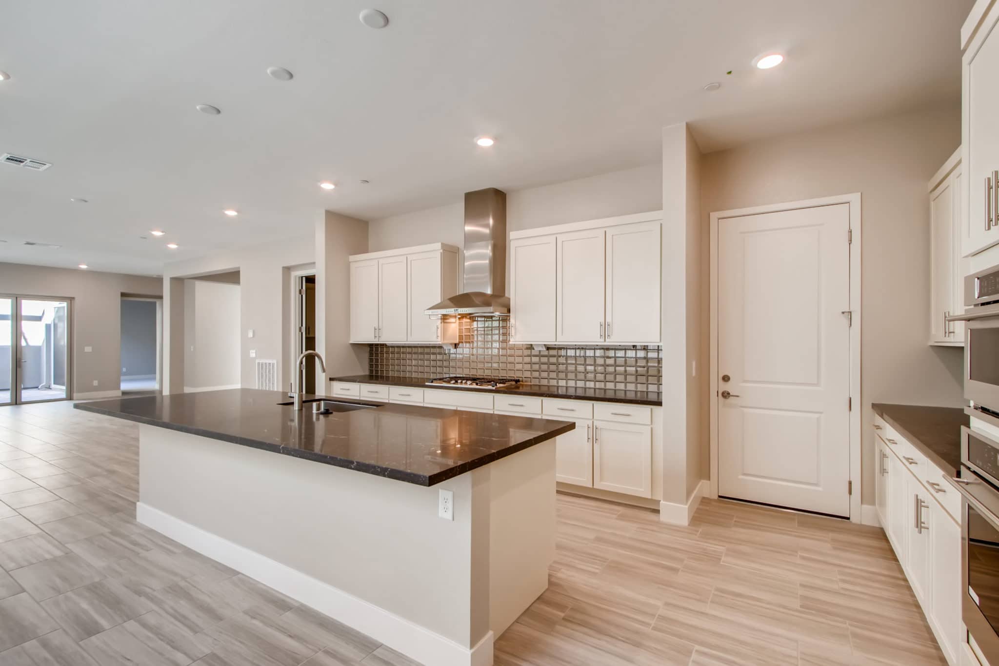 Kitchen in Luster in Luxe Collectionn in Trilogy by Shea Homes in South Square in Summerlin