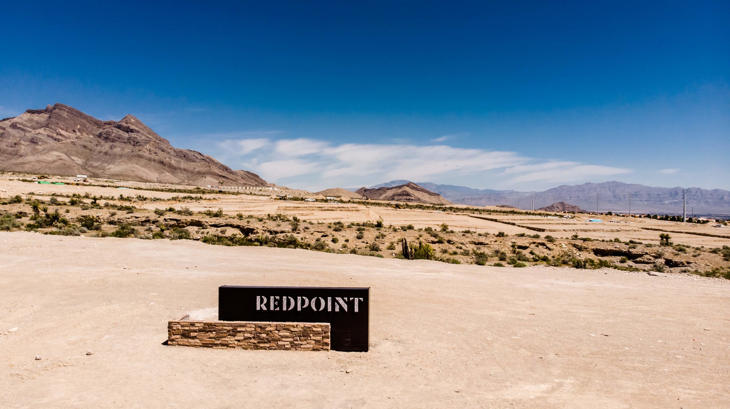 Summerlin construction on Redpoint monument sign