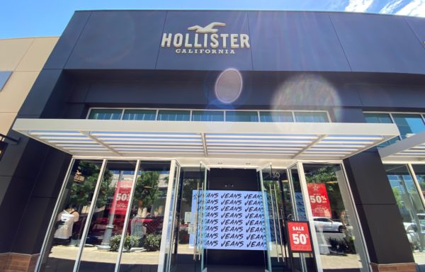 hollister university mall