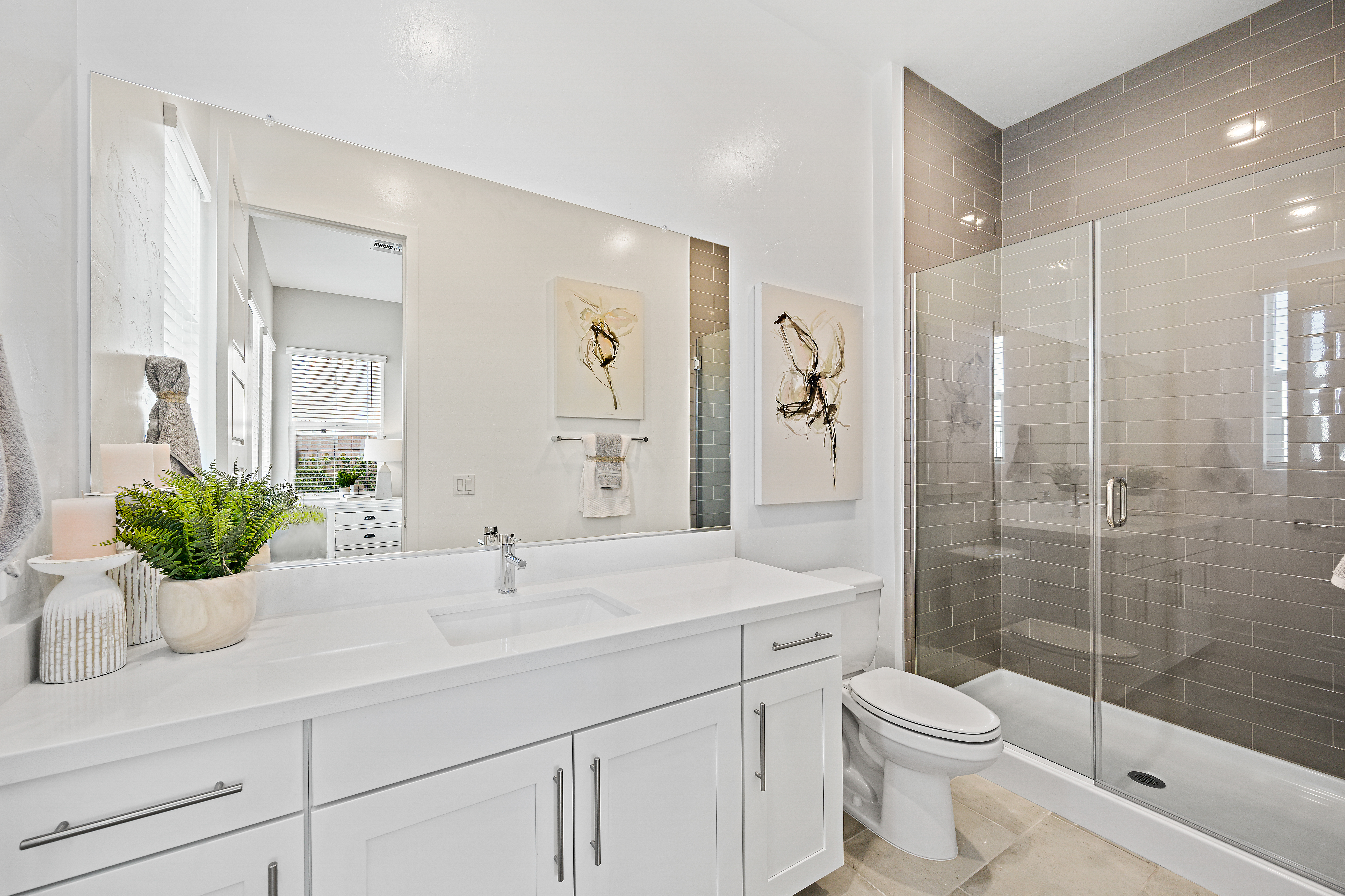 Next Gen Bathroom of Alexander at The Arches by Lennar