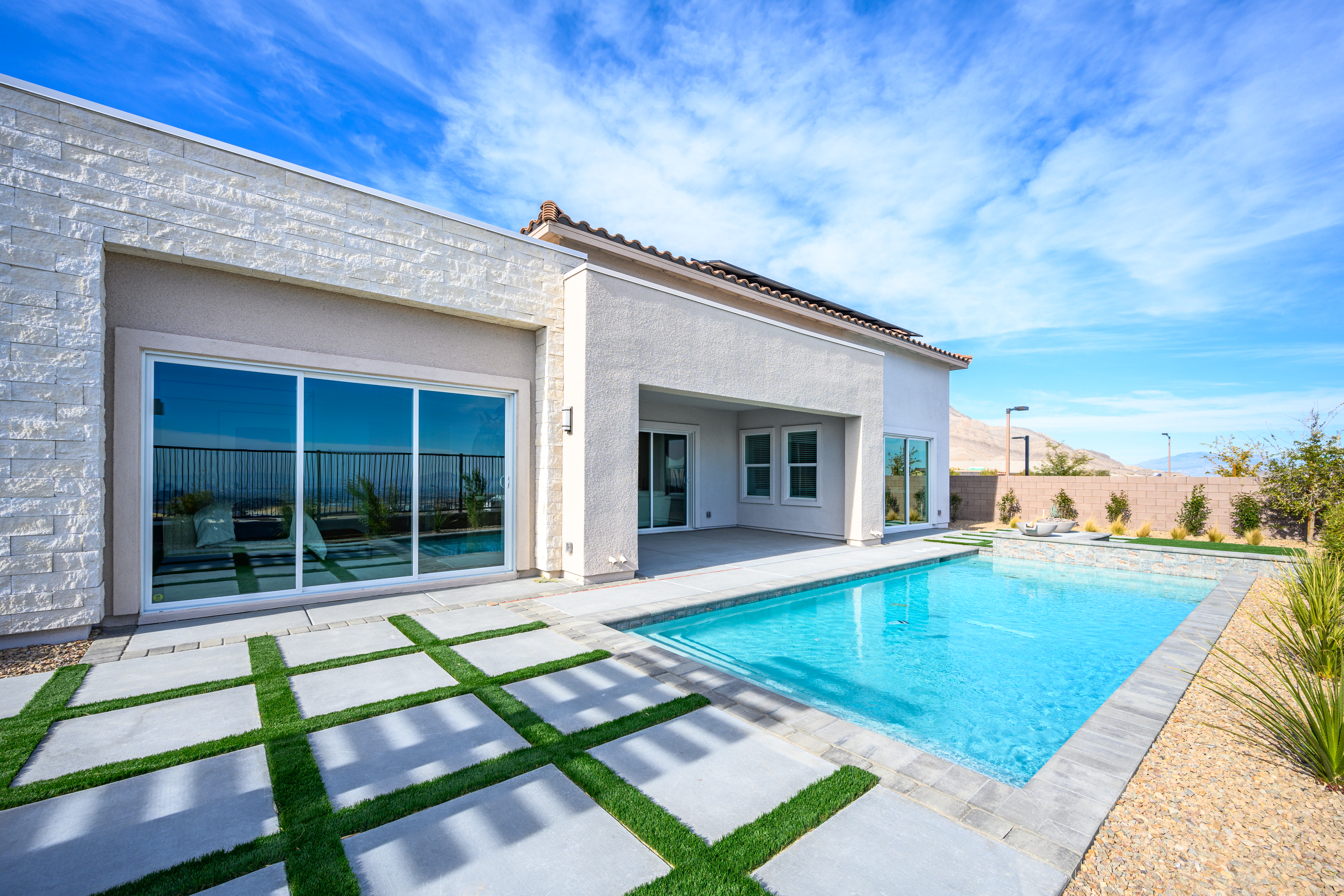 Backyard of Edward at The Arches by Lennar