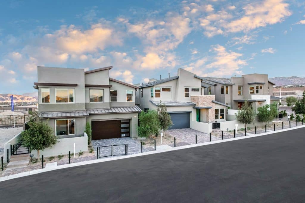 Streetscape of Arroyos Edge by Tri Pointe Homes