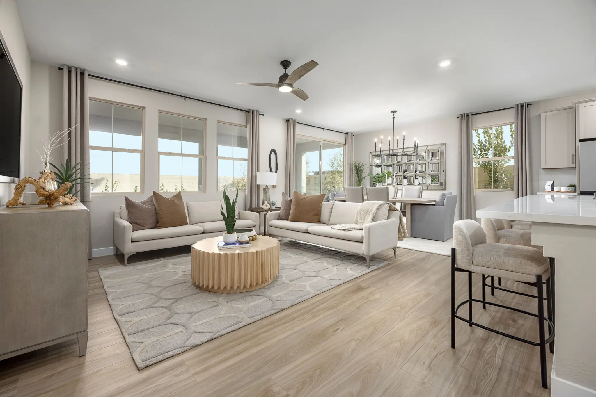 KBLV_LandingsAtAltonAtSummerlin_Plan2466-Greatroom2_2243a-11×8-1-2048×1365