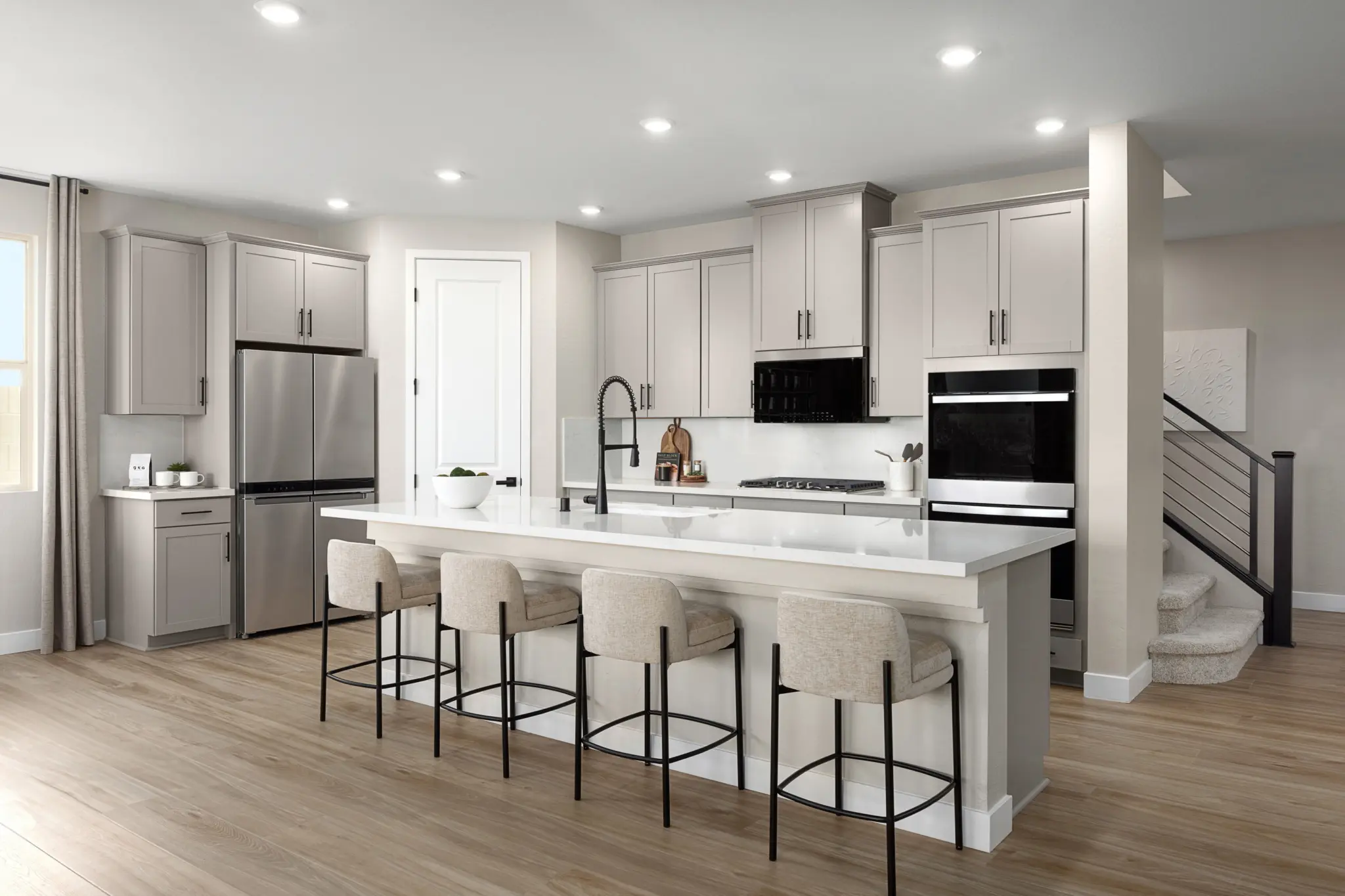 KBLV_LandingsAtAltonAtSummerlin_Plan2466-Kitchen_2170a_REV-11×8-1-2048×1365
