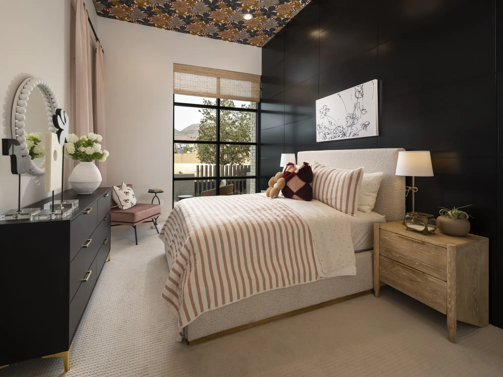 Glenrock_GreyCrest_Bedroom_7617-2048×1536