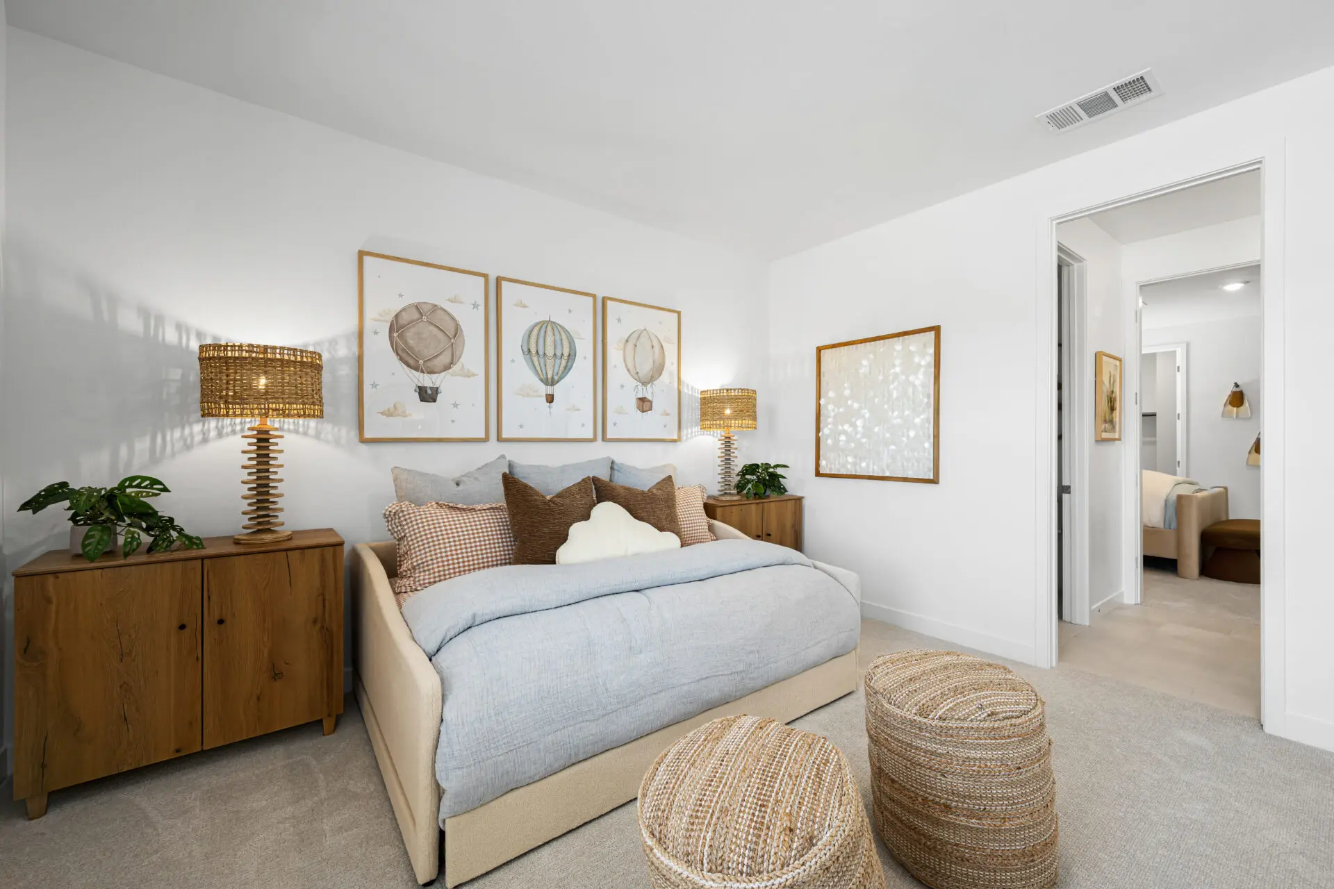 NEV_Mockingbird_Summerlin_Pic_Peter_Bed5_2of3_F2