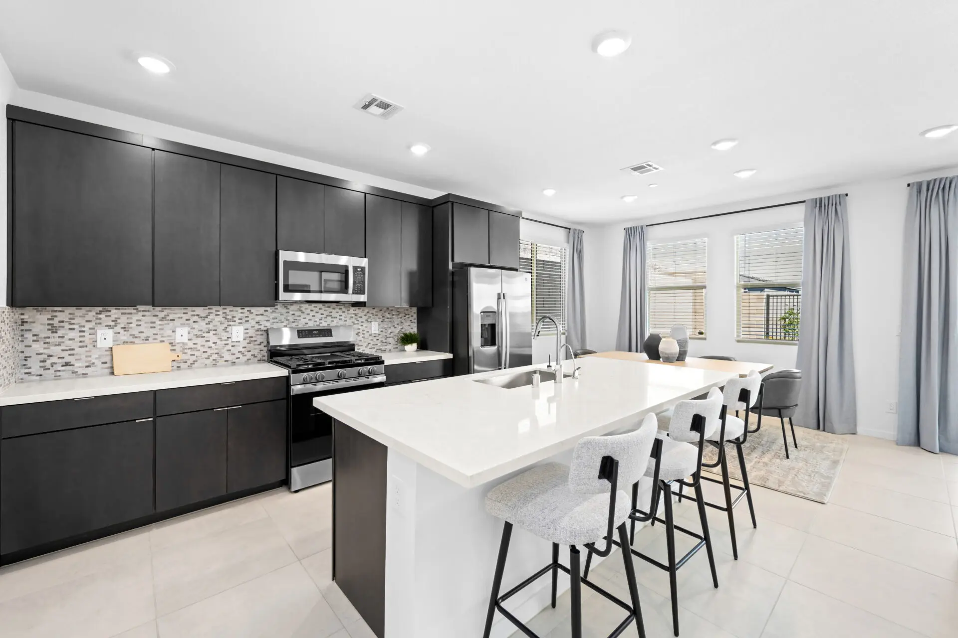 NEV_Sandpiper_Summerlin_Pic_Jan_Kitchen_1of5_F1