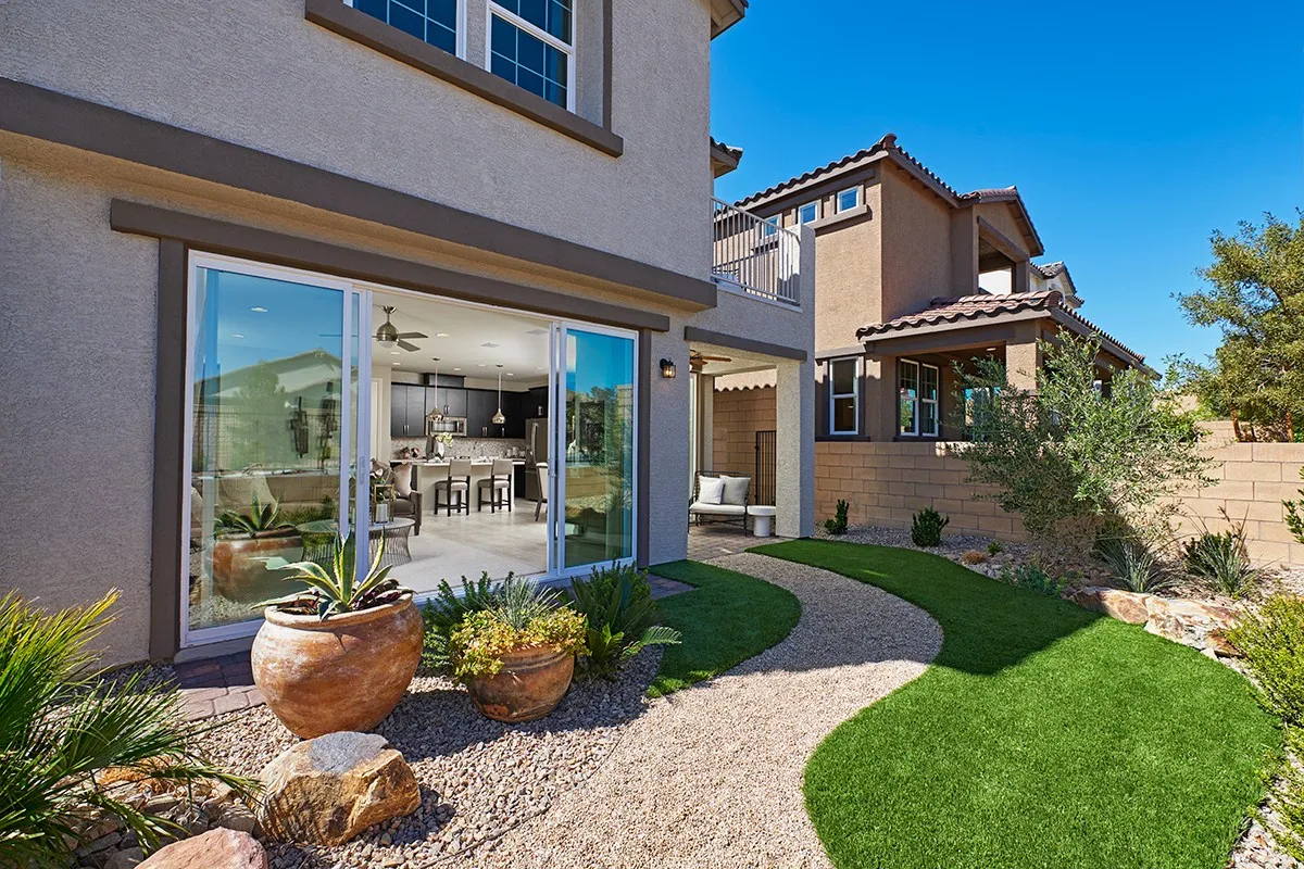Backyard at Skye Knoll by Richmond American Homes in Summerlin